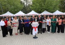 FÜ’de öğrenciler yararına hayır kermesi düzenlendi
